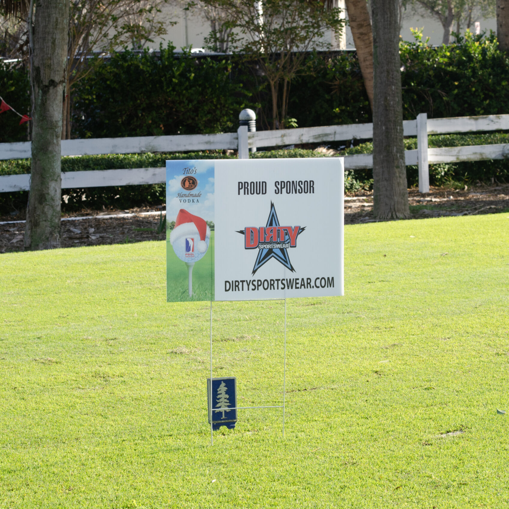 custom golf apparel